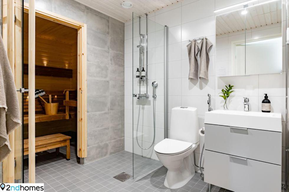 "Kanava" - New 1Br Apartment With Sauna, Balcony & Views, Hosted By 2Ndhomes Tampere Exterior foto